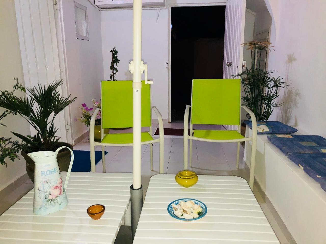 Cosy Appart En Plein Coeur De La Marsa Luaran gambar