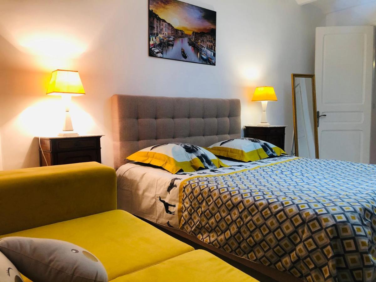 Cosy Appart En Plein Coeur De La Marsa Luaran gambar